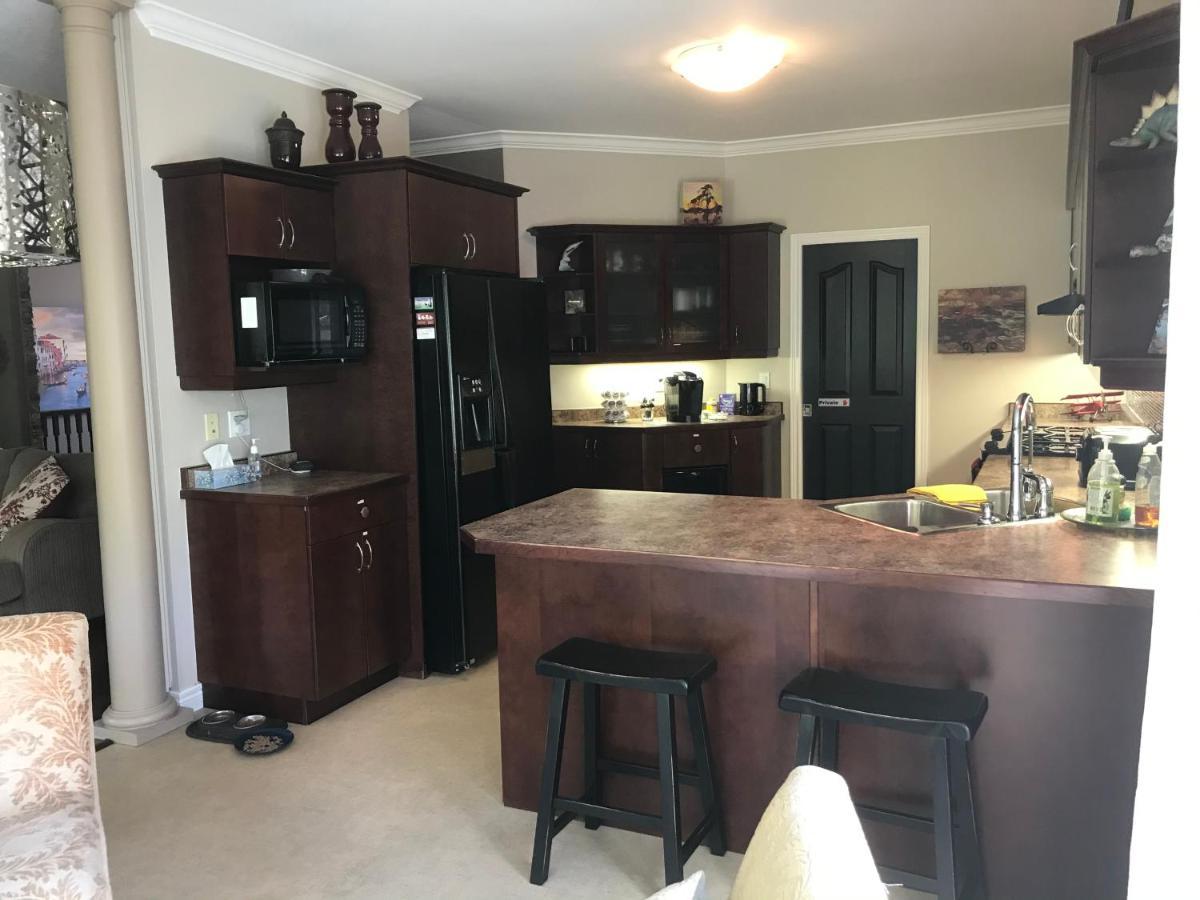 Apartament Cozy Luxury On The Thames In Ontario! Londyn Zewnętrze zdjęcie